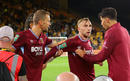 Jarrod Bowen suýt đánh nhau với cổ động viên West Ham
