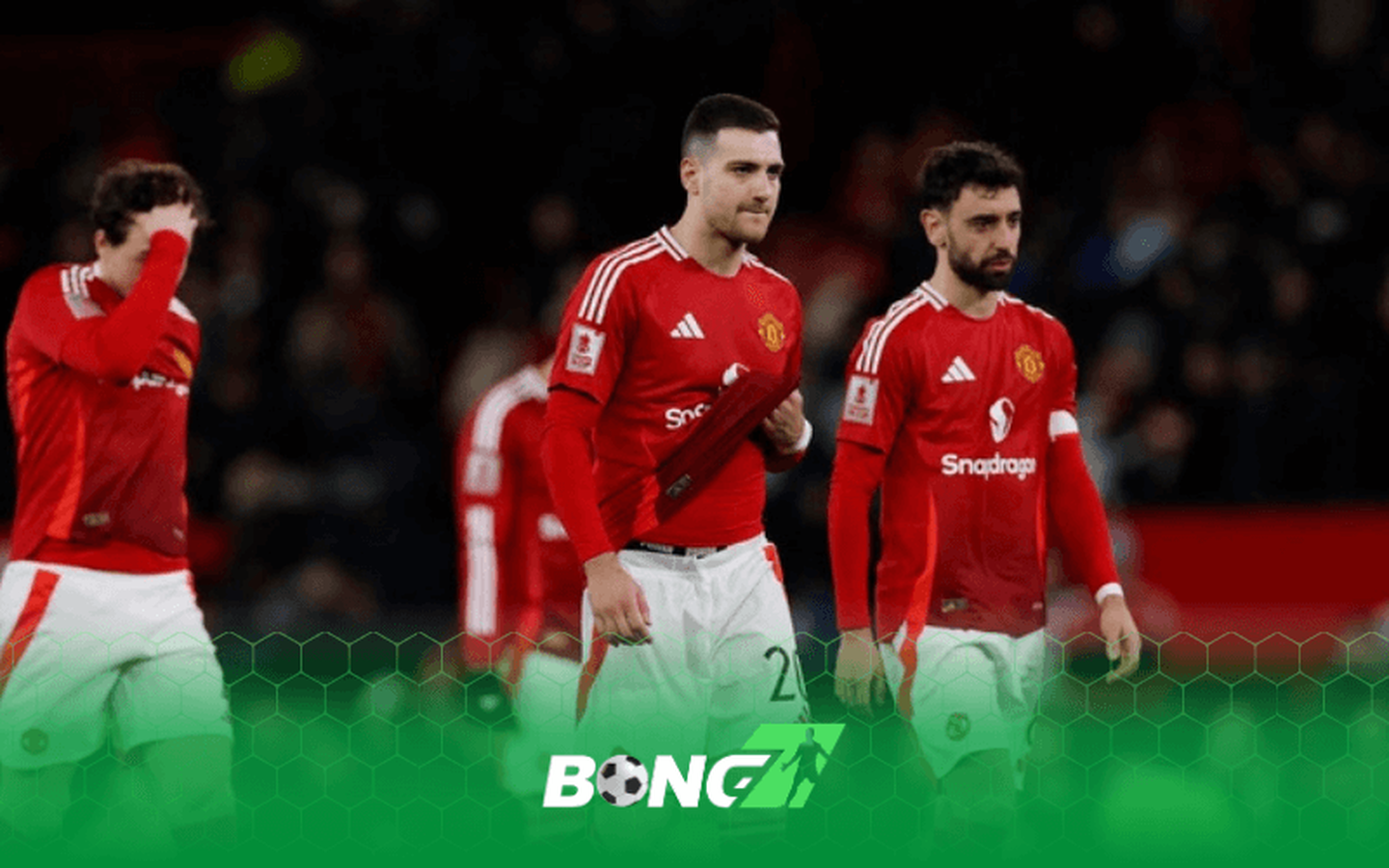 Sao trẻ MU tỏa sáng trong thất bại trước Fulham