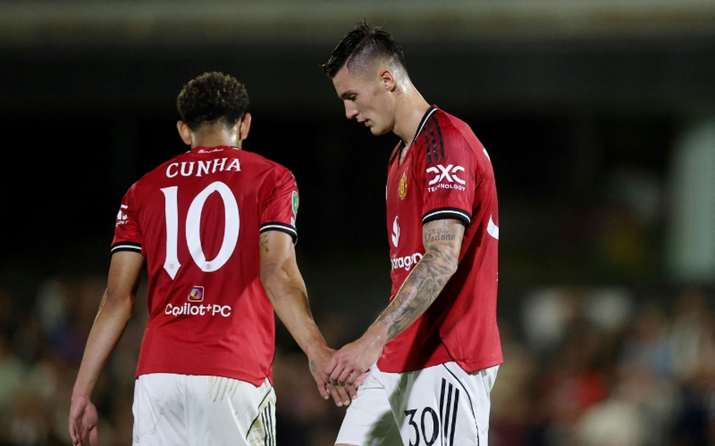 Vấn đề của tân binh MU sau cú sốc Carabao Cup