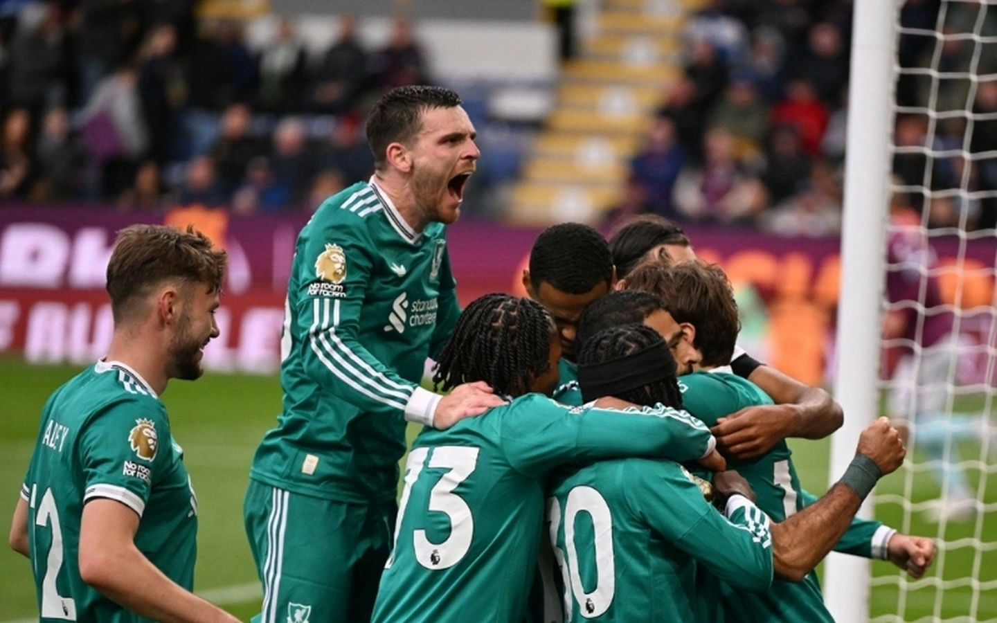 Liverpool ghi bàn phút cuối, chân mệnh thiên tử gọi tên?