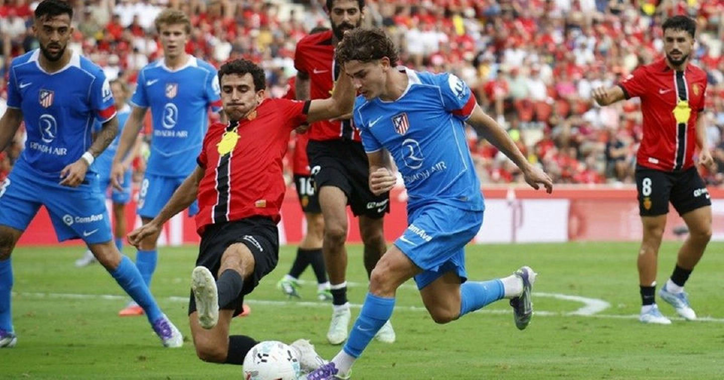 Atletico Madrid tiếp tục sa lầy, Alvarez bất mãn với huấn luyện viên