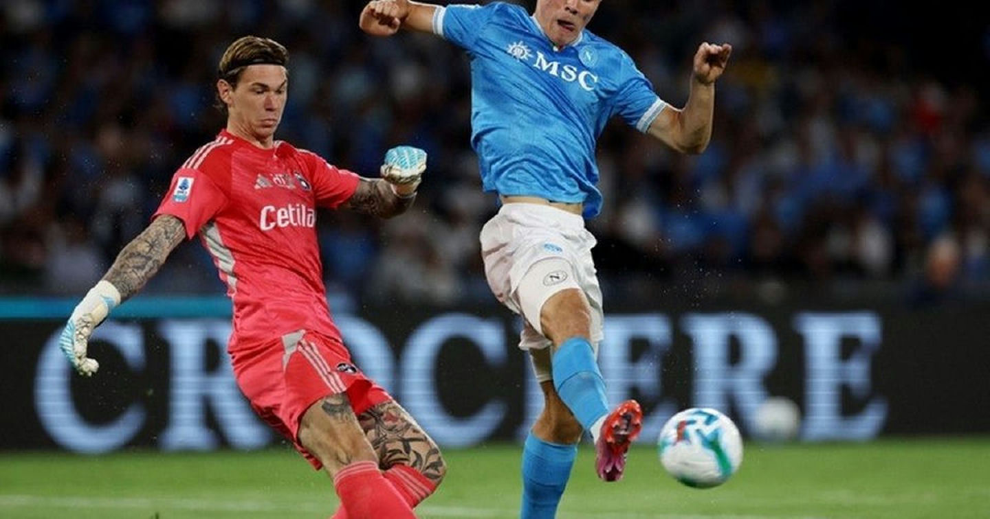 Hojlund giúp Napoli có trận thắng đầu tiên, đội bóng "tí hon" gây bất ngờ ở Champions League