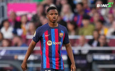 Ansu Fati đối mặt với tương lai bất định tại Barcelona