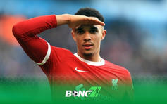 Chấn thương của Alexander Arnold là dấu hiệu từ biệt Liverpool?