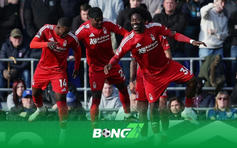 Ipswich Town và Nottingham Forest 4-2: Cơn mưa bàn thắng