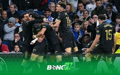 Kết quả Real Madrid 1-2 Valencia: Thánh địa Bernabeu chết lặng