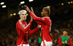 Rashford và Garnacho bị “đẩy” khỏi đội một MU