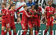 Liverpool thắng ghẹt thở 3-2 trước Newcastle