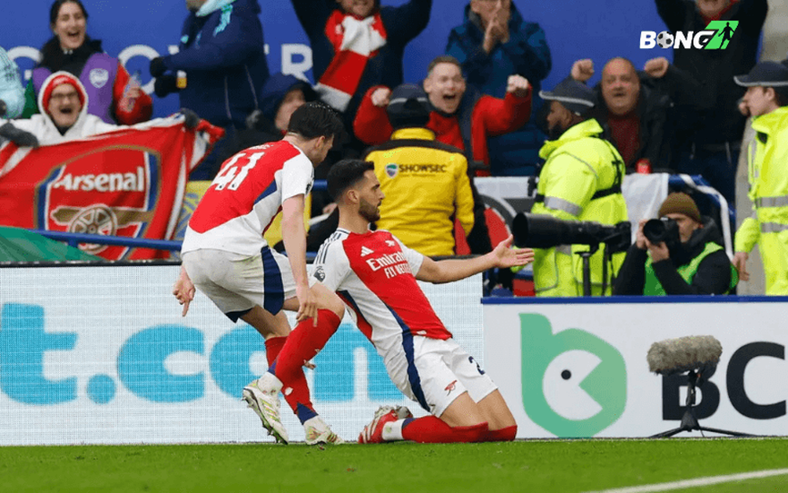 Hiệp một của Leicester vs Arsenal diễn ra với tốc độ trung bình khi cả hai đội chơi chắc chắn