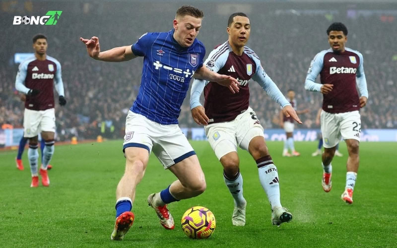 Aston Villa 1-1 Ipswich: kết quả hòa đáng tiếc cho đội chủ sân Villa Park