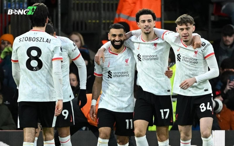 Liverpool đang để cho các đối thủ thu hẹp khoảng cách trên chặng đua tới chức vô địch