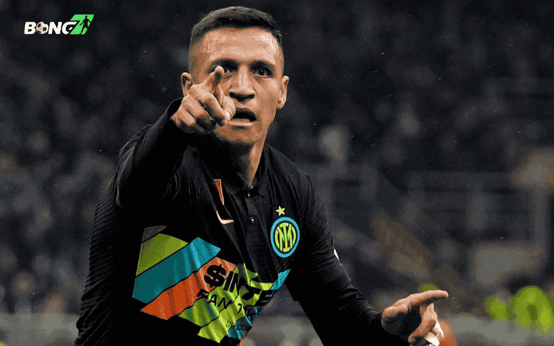 Inter Milan thất bại 0-3 trước Fiorentina một cách đáng thất vọng khi hàng thủ của họ chơi dưới sức
