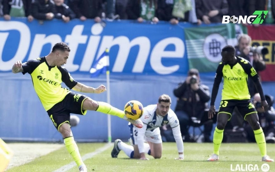 Antony tỏa sáng giúp Real Betis giành thắng lợi