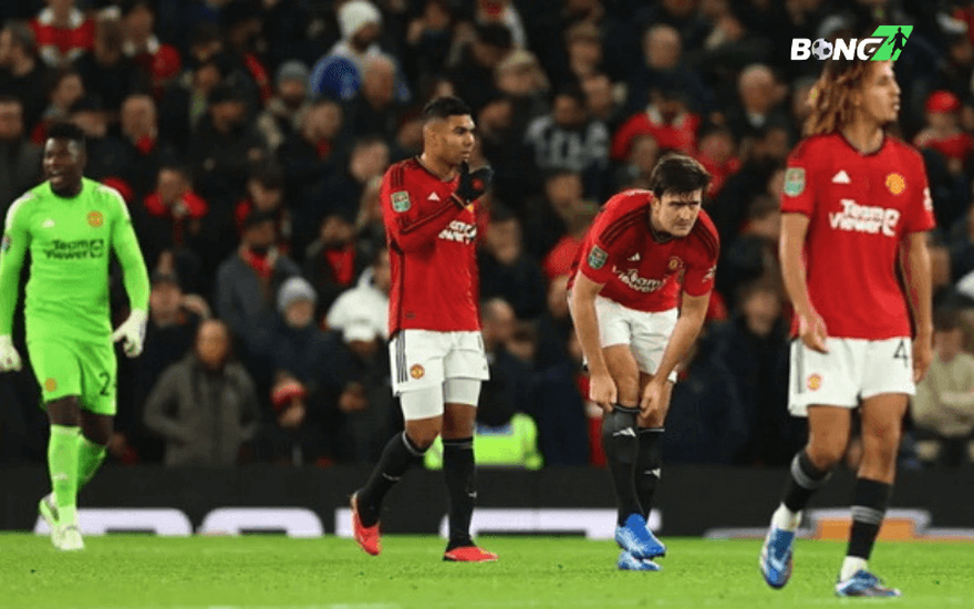 MU tiếp tục trải qua một mùa giải thất vọng khi phải dừng bước tại FA Cup sau thất bại trước Fulham trên loạt sút luân lưu