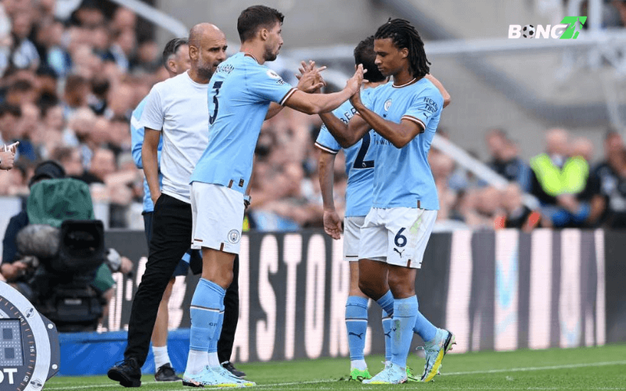 Sau ca phẫu thuật, Nathan Ake đang bước vào quá trình hồi phục
