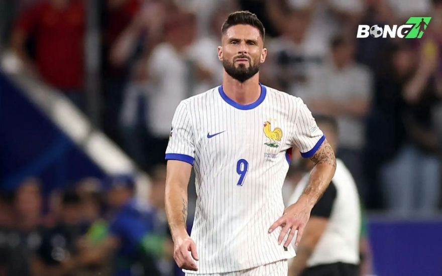 Olivier Giroud nhận được nhiều lời tri ân từ đồng đội