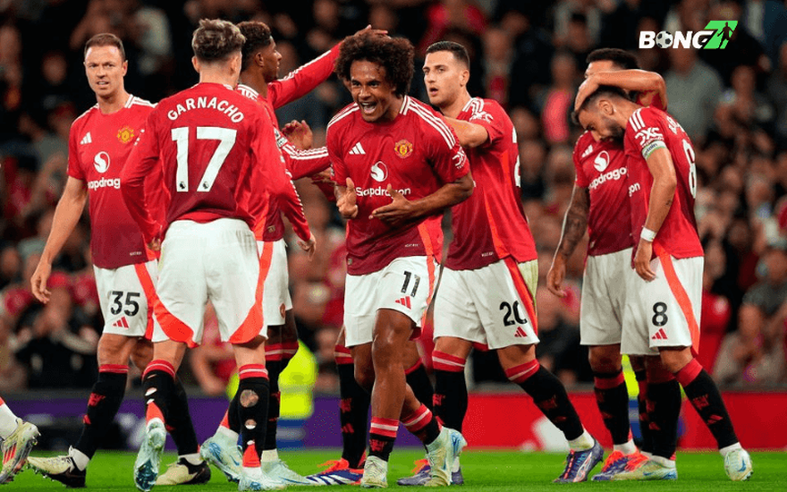 Zirkzee không đáng bị xem là “tội đồ” duy nhất của MU trong thất bại trước Fulham