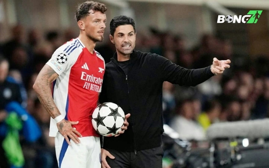 Ben White lại không đủ điều kiện ra sân cho Arsenal