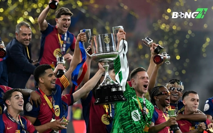 El Clasico kẻ khóc người cười