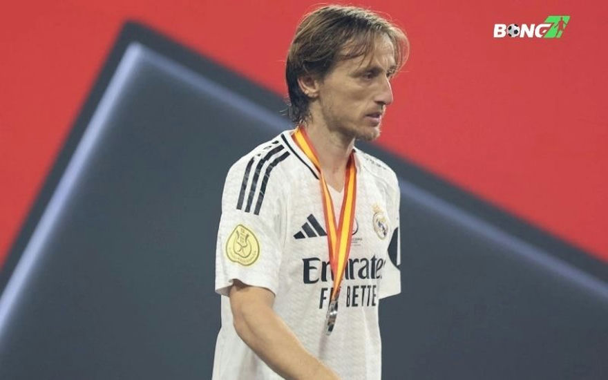 Luka Modric trở thành tội đồ của Real Madrid sau sai lầm nghiêm trọng