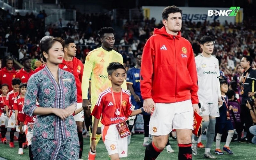 Trận đấu mang tính thiện nguyện nhưng ASEAN All Stars biến nó thành cuộc đối đầu quyết liệt