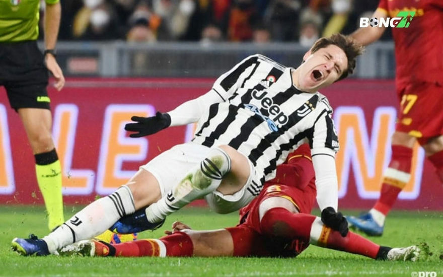 Juventus đón thời cơ vàng từ cú trượt chân của Roma