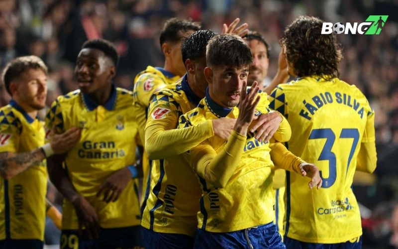Las Palmas đang có lợi thế sân nhà trước Vallecano