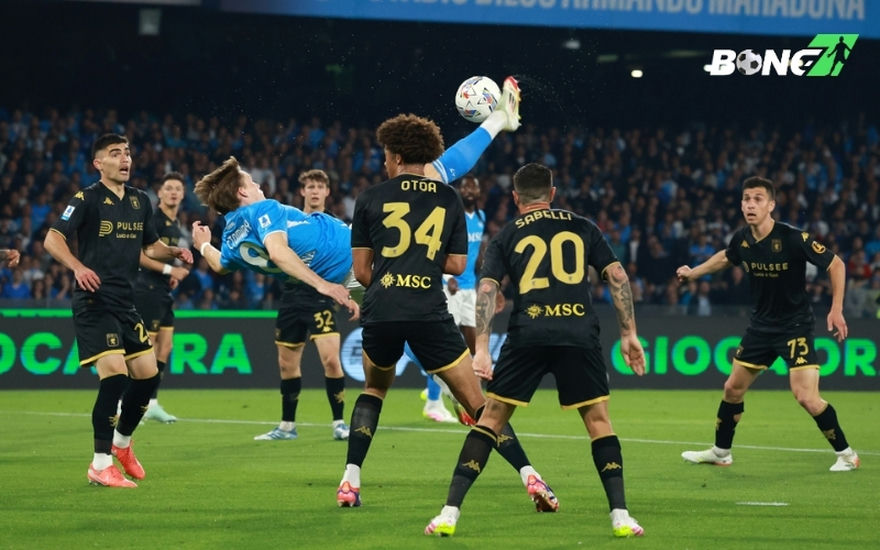 McTominay là người hay nhất trận nhưng không thể mang về chiến thắng cho Napoli