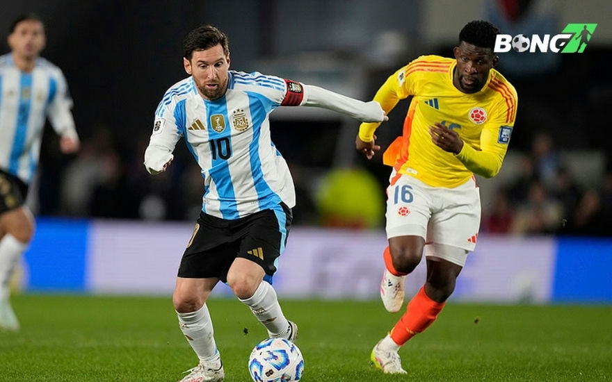 Đội hình có Messi nhưng Arrgentina vẫn thi đấu chật vật trước Colombia