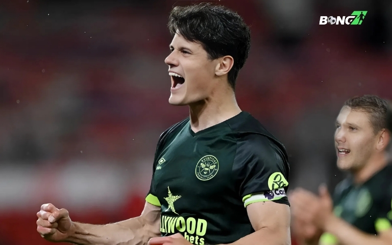 Norgaard từng được liên hệ tái hợp cùng HLV Thomas Frank tại Tottenham