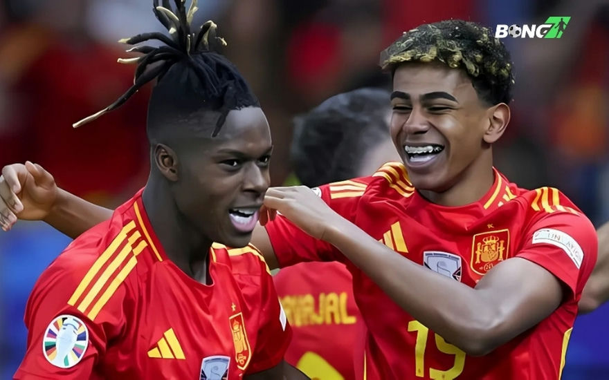 Nico Williams lặng thầm hướng về Camp Nou