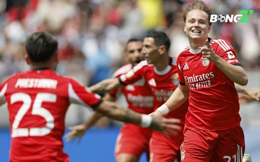 Benfica đoạt ngôi đầu bằng bản lĩnh