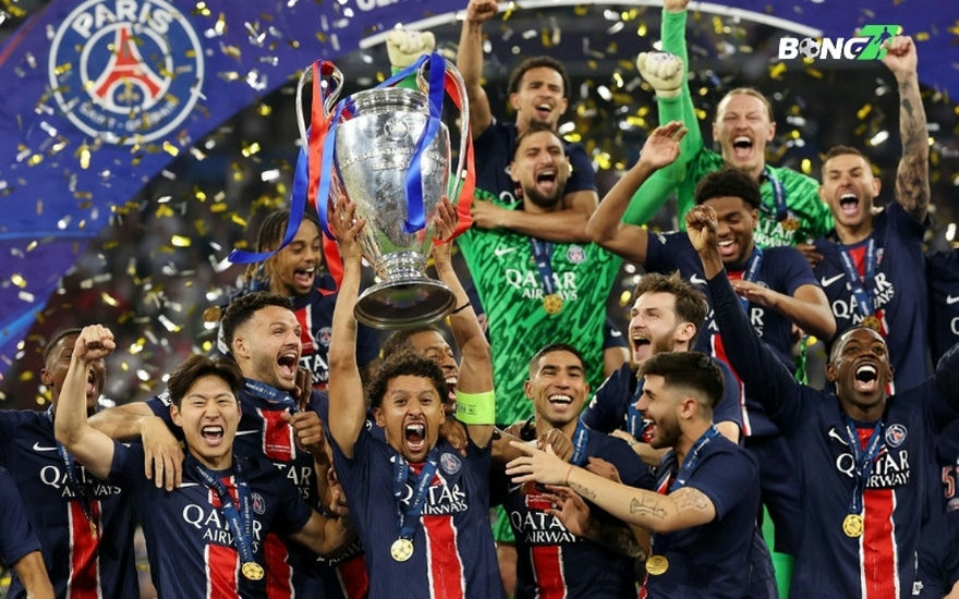 PSG chinh phục đỉnh cao bằng hành trình rực lửa