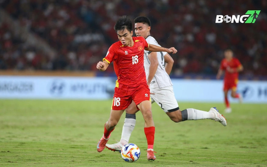 Nguyễn Công Phương ghi bàn thắng duy nhất cho U23 Việt Nam