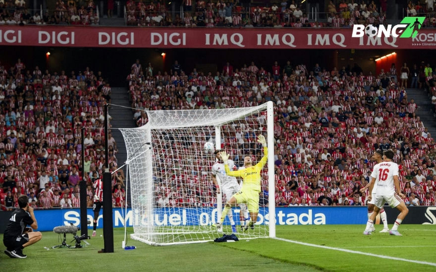 Trận đấu khép lại với tỷ số 3-2 nghiêng về Athletic Club