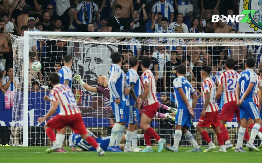 Julian Alvarez mở tỷ số dẫn trước cho đại diện thành Madrid