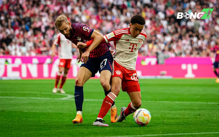 Bayern đang có tổng quan đội hình vượt trội hơn