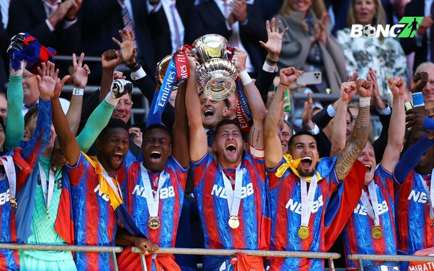 Crystal Palace cũng tỏ ra không hề lép vế