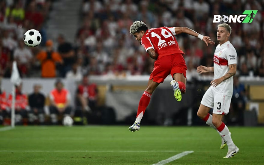 Luis Diaz đánh đầu giúp Bayern gia tăng cách biệt 2 bàn