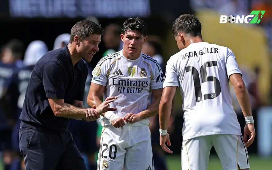 Xabi Alonso cần có chiến lược xoay tua phù hợp để cân bằng