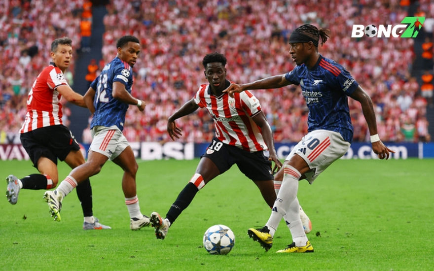 Arsenal và Athletic Bilbao có hiệp 1 bất phân thắng bại