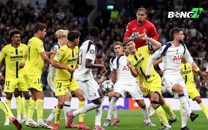 Tottenham thành công giành 3 điểm đầu tiên bằng sai lầm từ đối thủ