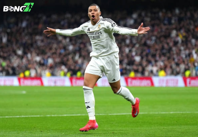 Không chỉ ghi bàn, Mbappé còn đóng vai trò kiến tạo chiến thuật