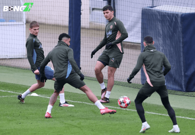Man City: Áp lực đè nặng trước trận đấu quyết định