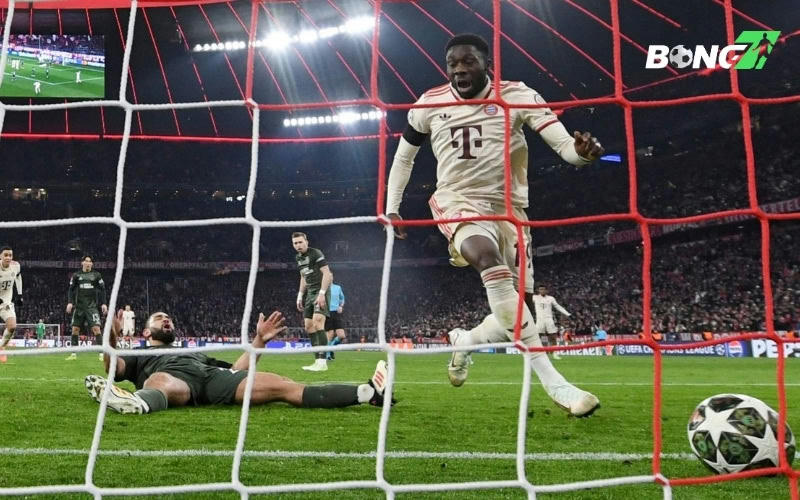 Bayern khép lại trận đấu với tỷ số hòa 1-1 nhờ Davies