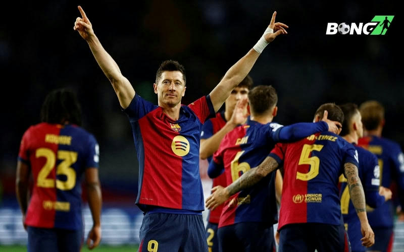 Sự bền bỉ của Lewandowski sẽ giúp Barca tiến xa hơn