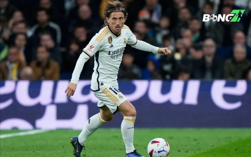 Vì sao Real không thể để mất Modric?