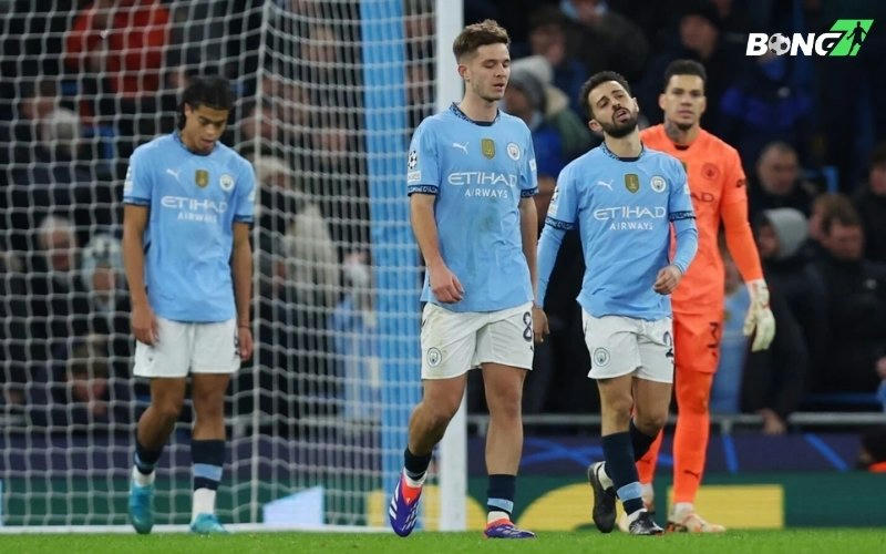 Man City và chuỗi sai lầm khó chối cãi