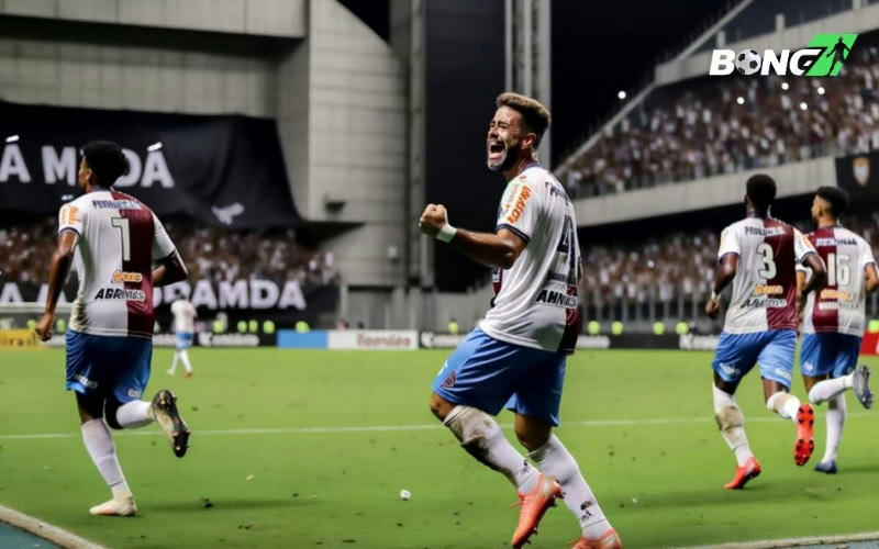 Neymar khéo léo kiếm được một quả penalty sau tình huống xử lý kỹ thuật