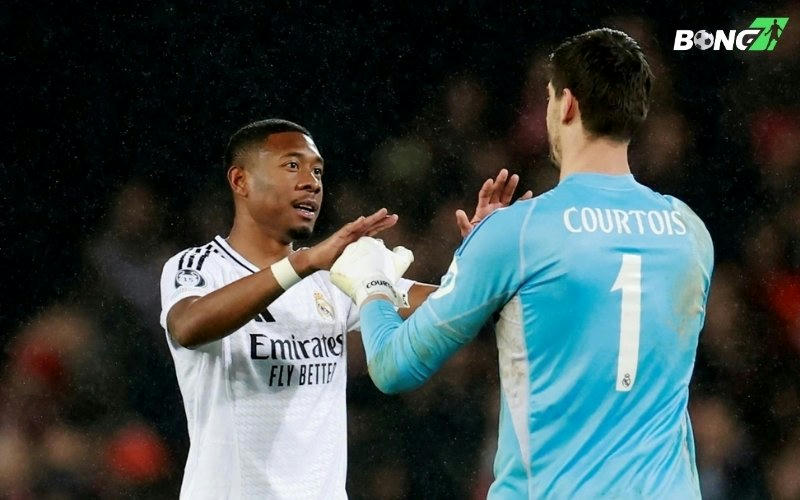 Real Madrid vượt khó để tiến xa